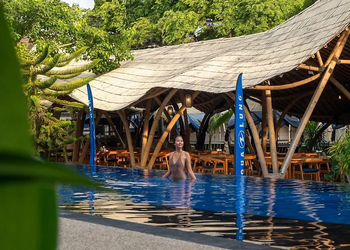 Oceans 5 Dive Resort