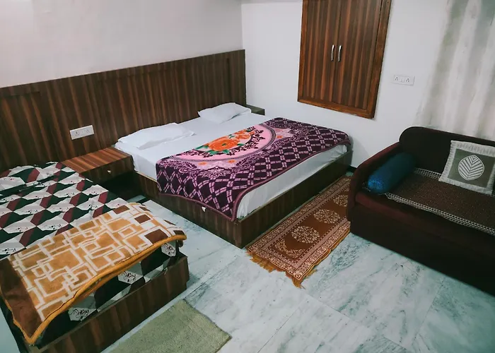 Villa: Laxmanji Villas