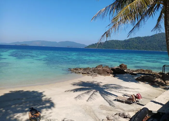 Aya Beach Resort Koh Lipe
