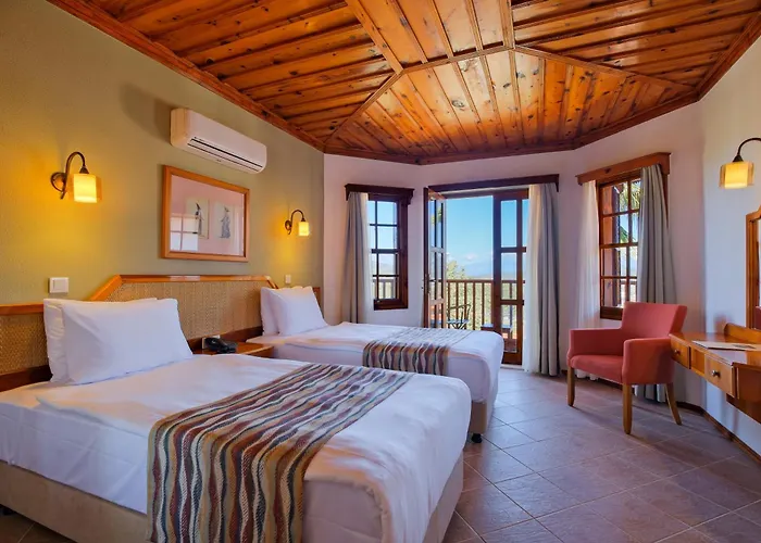 Hotel with Tennis: Montana Pine Resort