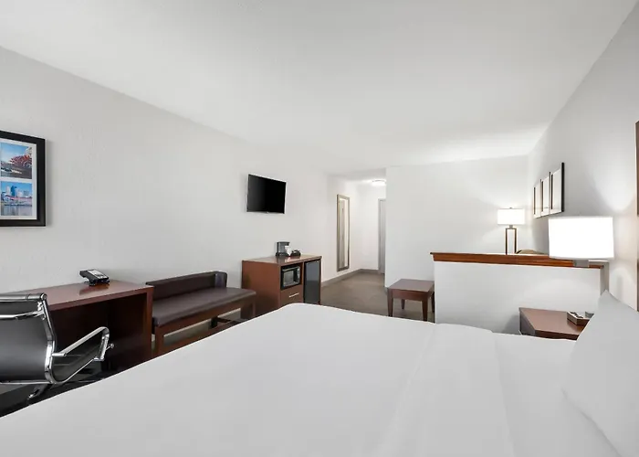 Comfort Inn & Suites Cincinnati