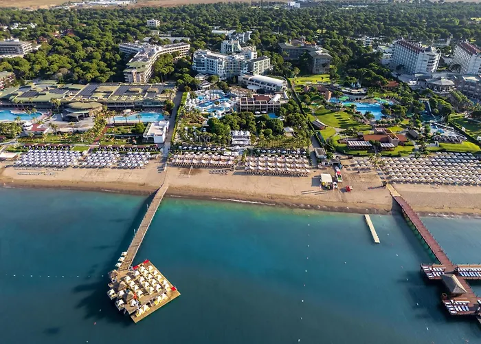 Ping Pong Hotel: Limak Atlantis Deluxe Hotel Belek