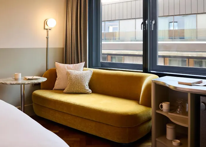 Hotel Ping Pong: The Hoxton, Shoreditch