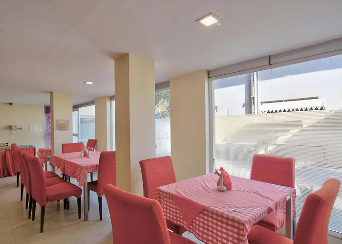 Waterpark hotel: Super Townhouse Hills Palace
