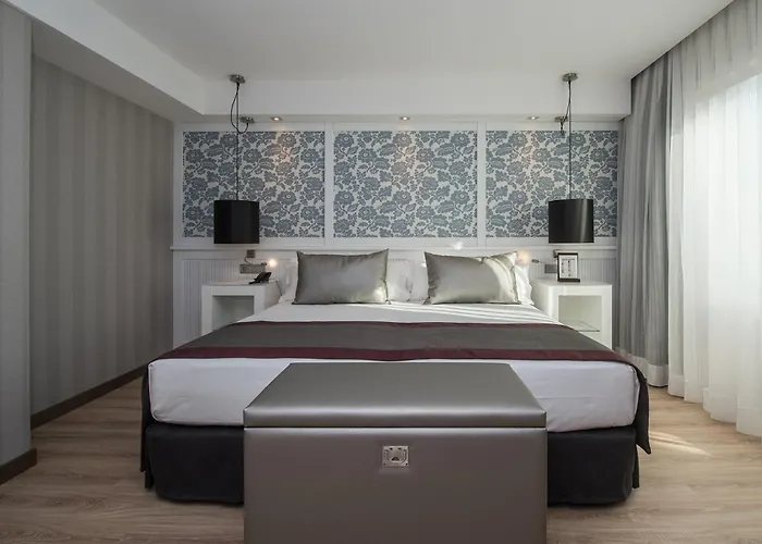 Hôtel pour familles: Catalonia Plaza Catalunya