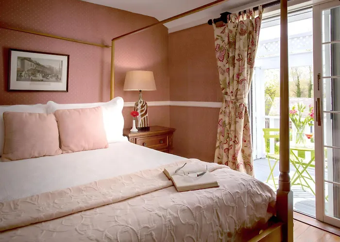 Romantic hotel: Queen Anne Inn
