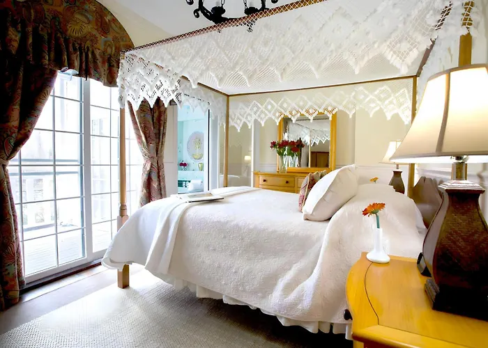 Romantic hotel: Queen Anne Inn