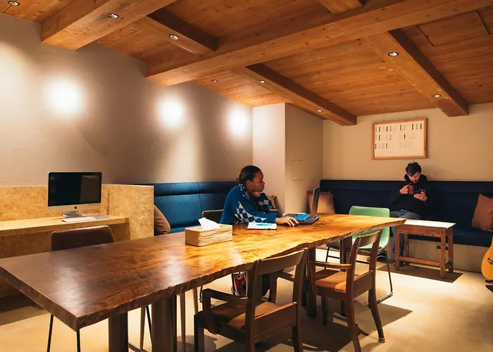 Hotel near College: Nui. Hostel & Bar Lounge