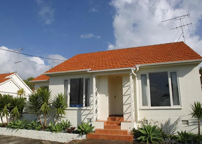 Emerald Inn On Takapuna Beach