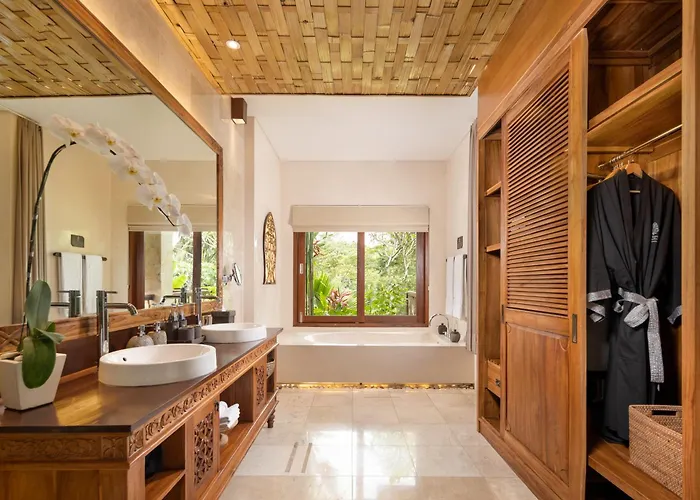 Hotel de luxo Apenas: The Kayon Jungle Resort