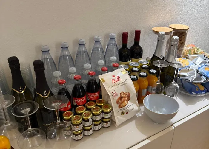 Hotel all'aeroporto: Pink Wolf