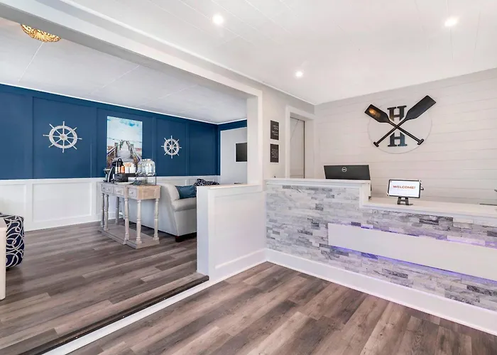 Hotels Close to Airport Heritage House Inn On Cape Cod, An Ascend Collection