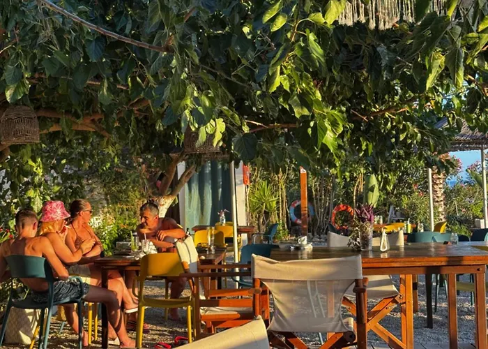 Hotel 4 stelle: Kallmi View Eco Rooms