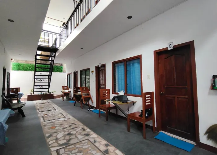 Love Vega Hometel El Nido near Beach