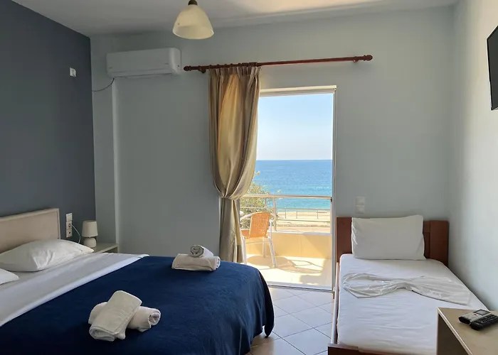 Hotel Prinos