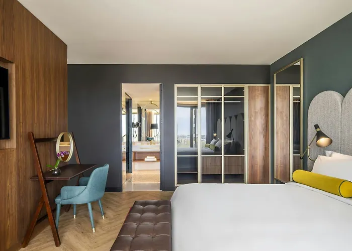 Centraal gelegen hotel: Renaissance Porto Lapa Hotel