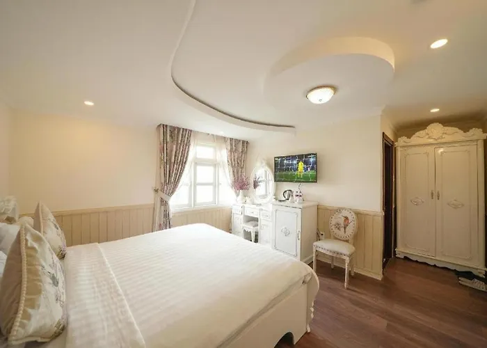 Cheap hotel: Hoa Sen Vang Hotel Dalat