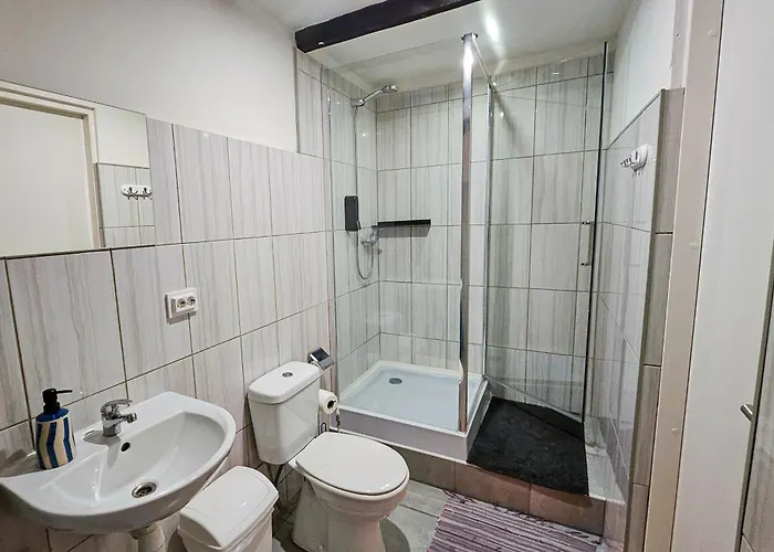 Hotel nahe College: Central Hostel