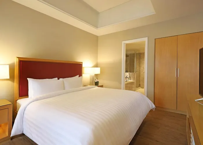 Hotel Ping Pong: Berjaya Times Square Hotel, Kuala Lumpur