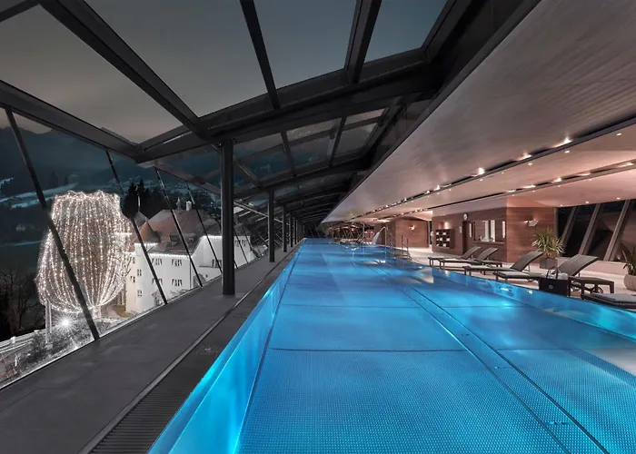 Family Hotel: Lebenberg Schlosshotel-Kitzbuehel