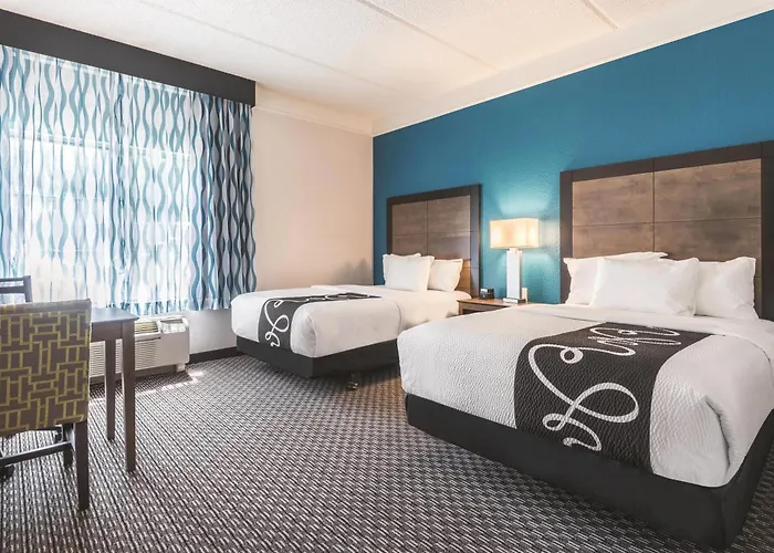 Cheap hotel: La Quinta By Wyndham Orlando Lake Mary