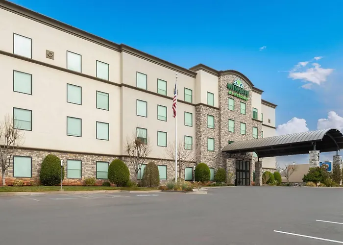 Wingate By Wyndham Hurricane Zion National Park