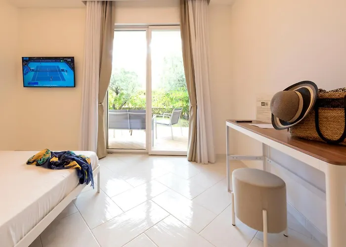 Hotel sulla spiaggia: Oliveto A Mare - Suite & Apartment