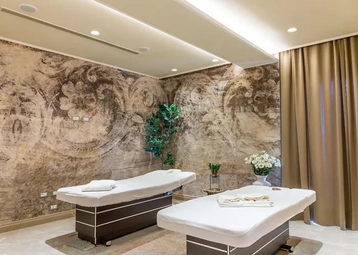Hotel Jacuzzi: Hotel Villa Pascucci