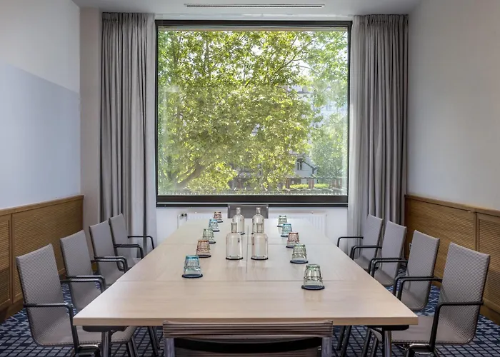 Hotel mit Pool: Doubletree By Hilton Berlin Ku'Damm