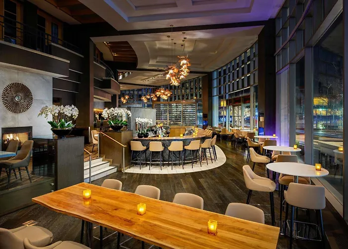 Ski hotel: Fairmont Waterfront