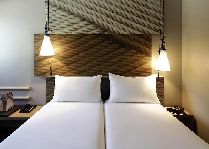 Hotel Romântico: Hotel Ibis Porto Gaia