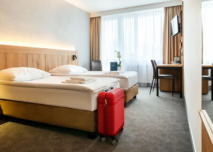 Cheap hotel: Hotel Zawisza
