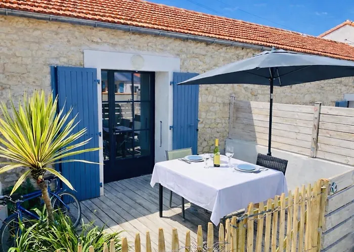Clos des Aigrettes -6 Gîtes de charme et confort à 30m du Port de La Cotinière