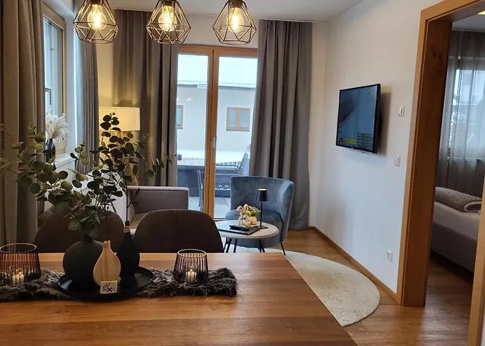 4-Sterne-Hotel: Apartment Streif LXL