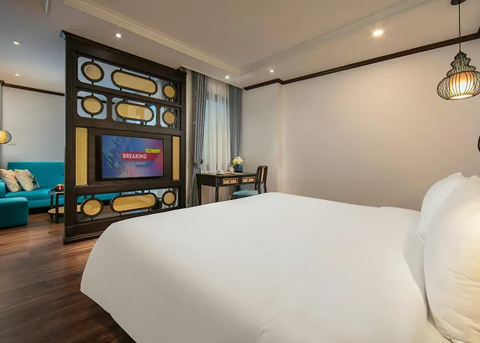 Media Central Hotel & Spa