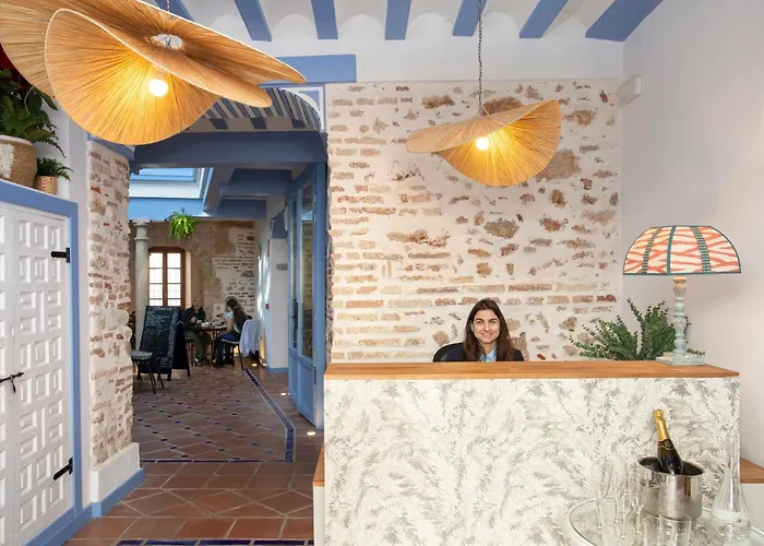 Family Hotel: Cse The Old House Marbella