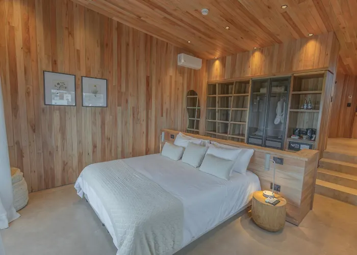 Locus Solus Hotel Singular