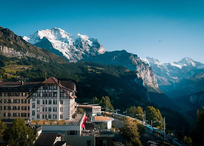 Ski hotel: Hotel Victoria Lauberhorn Wengen, A Faern Collection Hotel