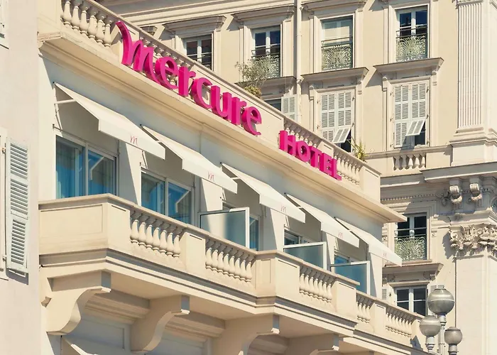 Hotel with view: Mercure Nice Marche Aux Fleurs