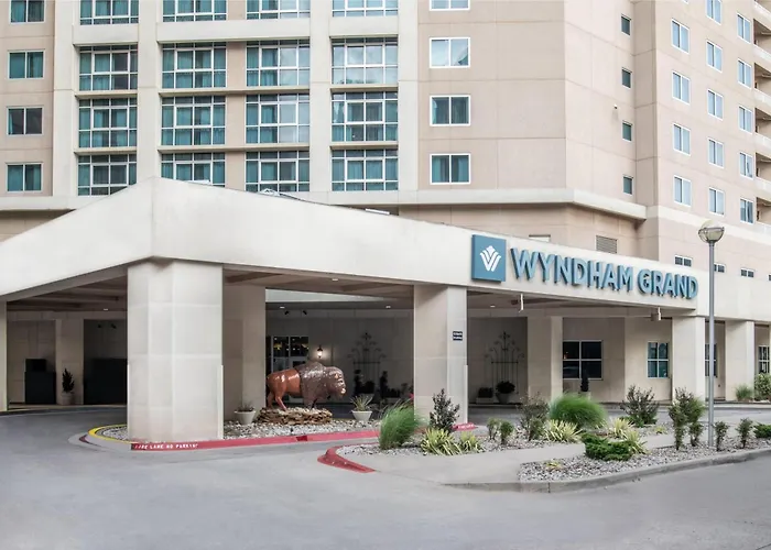 Wyndham Grand Downtown