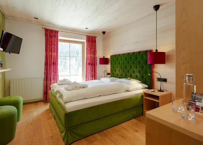 Ping Pong Hotel: Hotel Stäfeli