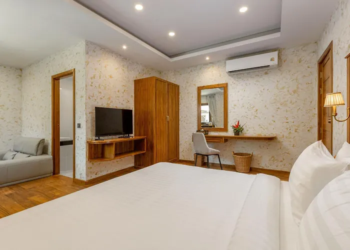 Naiyang Park Resort - Beachfront Escape