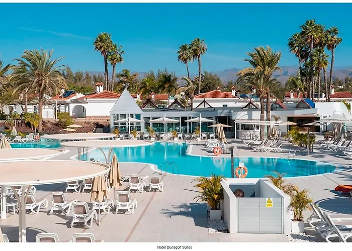 Pet Friendly hotel: Hotel Livvo Dunagolf Suites