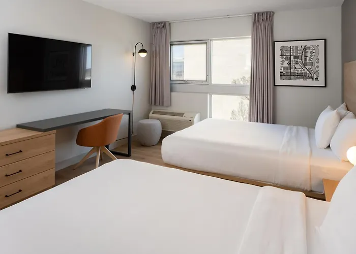 Norwood Hotel