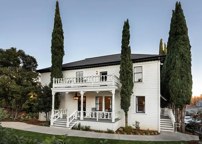 The Holbrooke Hotel
