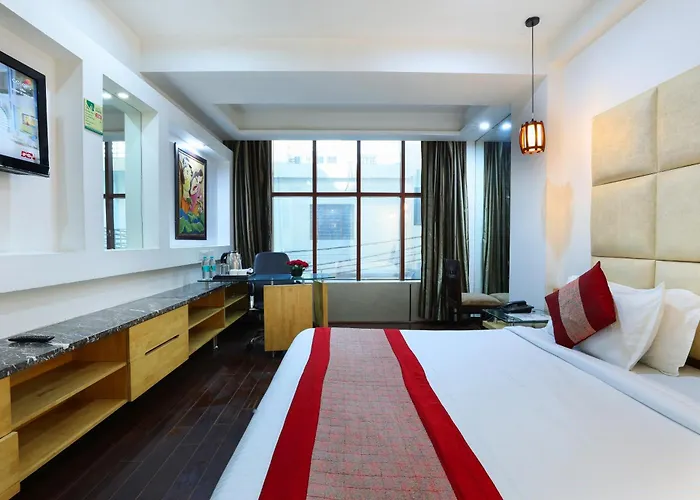 Airport Hotel Grand