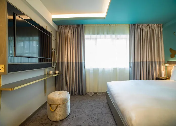 Middle Eight - Covent Garden - Preferred s&Resorts