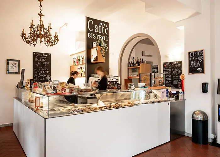 Hotel Caffè Verdi - 24 hours Reception