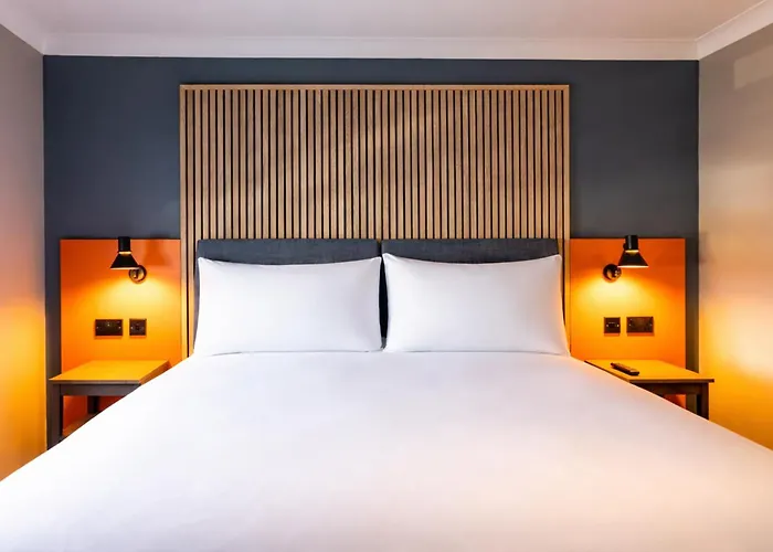 Village Hotel Leeds South