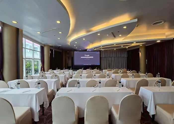Amaranth Suvarnabhumi Hotel - Free Suvarnabhumi Airport Shuttle